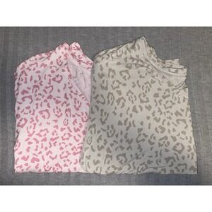 Bundle Of 2 Kyte Baby Women's Relaxed Fit V Neck Tees Bamboo Stretch Leopard Med